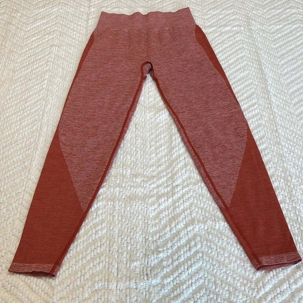 PINK VICTORIA’S SECRET Best Butt seamless tight high waist leggings size medium. - Picture 4 of 7